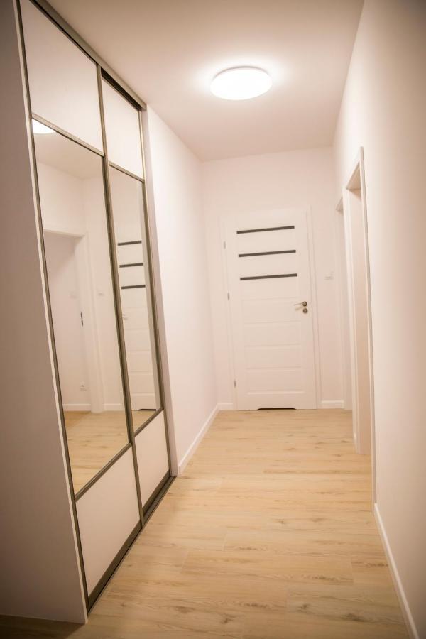 Apartament Royal Place I Jurowiecka 17 Μπιάλιστοκ Εξωτερικό φωτογραφία